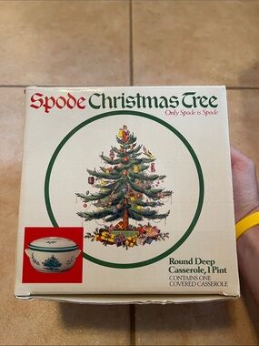 Spode Christmas Tree Round Deep Casserole - White with Green & Red Accents